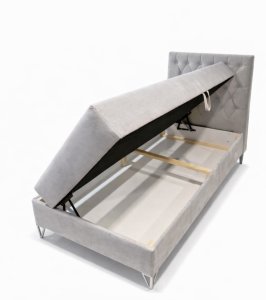 Säng med förvaring